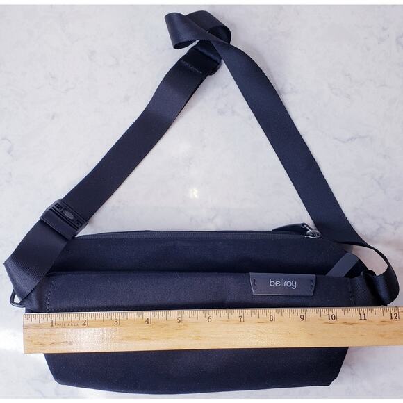 BELLROY Sling Bag Crossbody Travel Dark Black in EUC - Picture 11 of 12